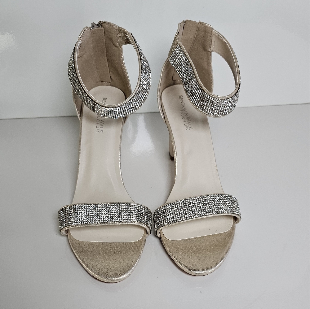 Benjamin Walk Elegant Gold Heeled Sandals Size 10.5 - Picture 4 of 12